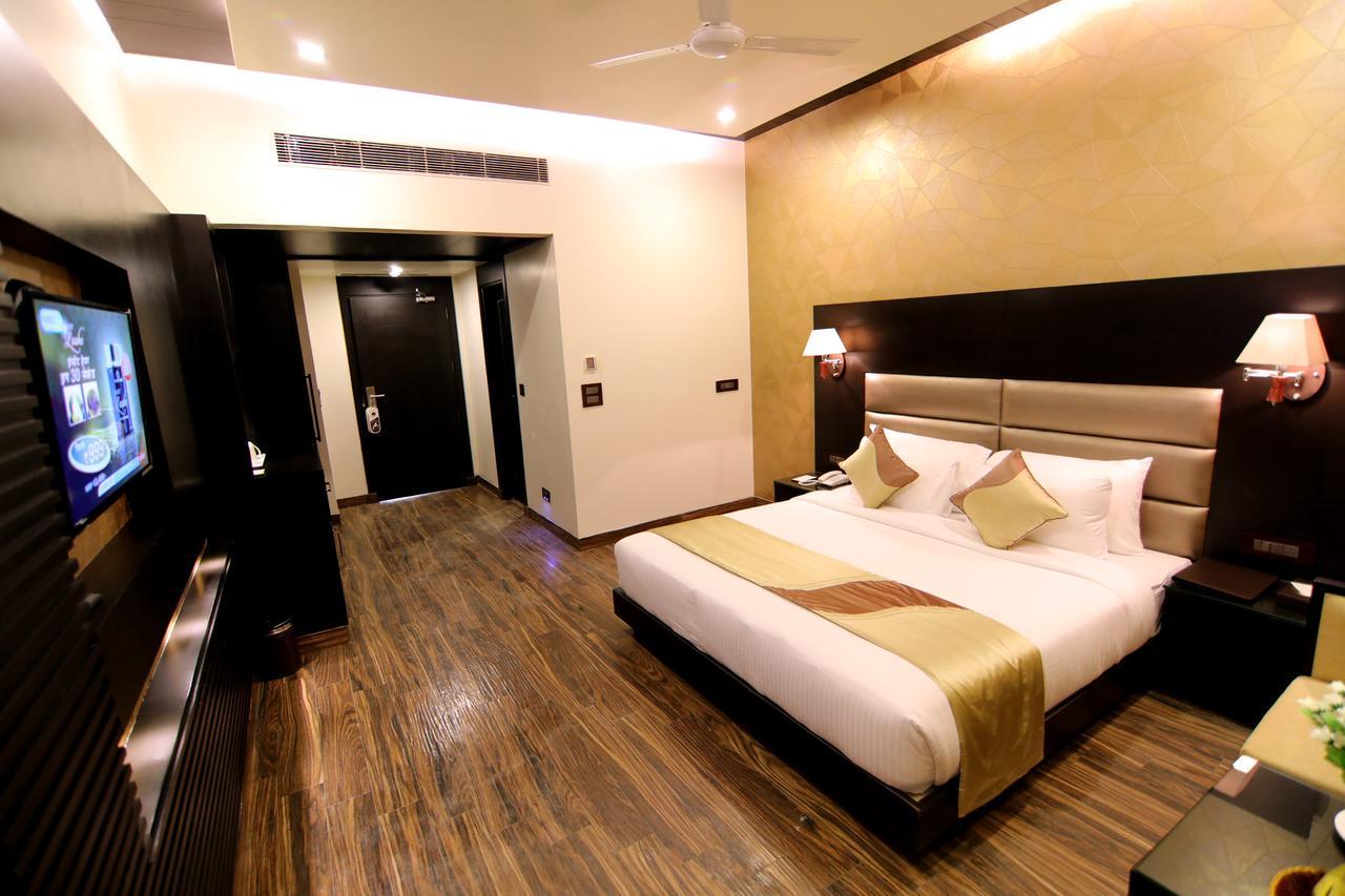Hotel Grand Orchid Haridwar Exterior photo